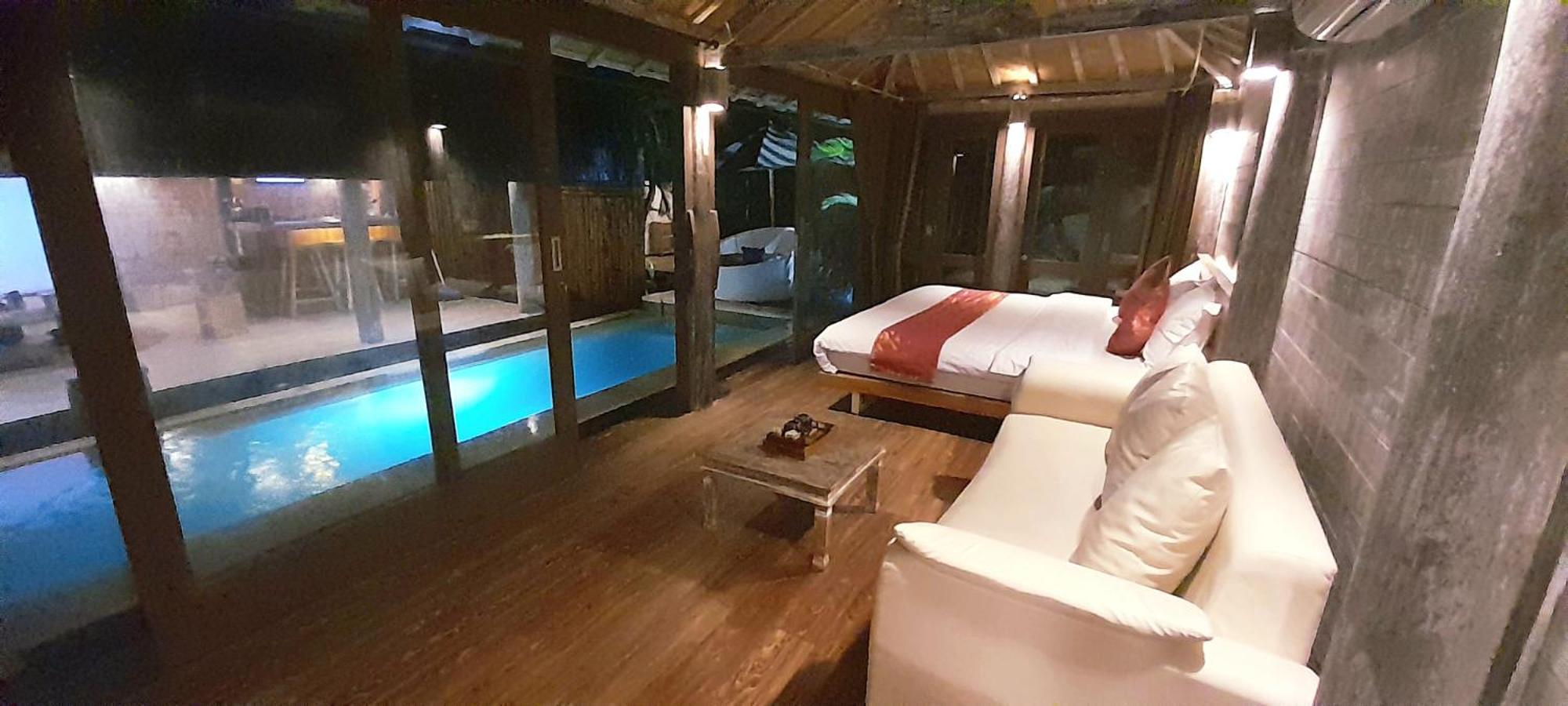 Grand Biue * Seminyak (Bali)